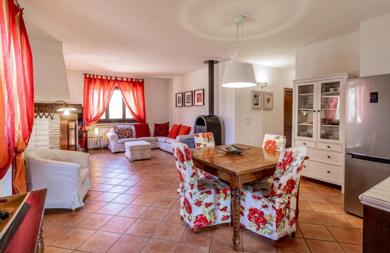 Casa Vacanze Colonnata Gubbio Exterior photo